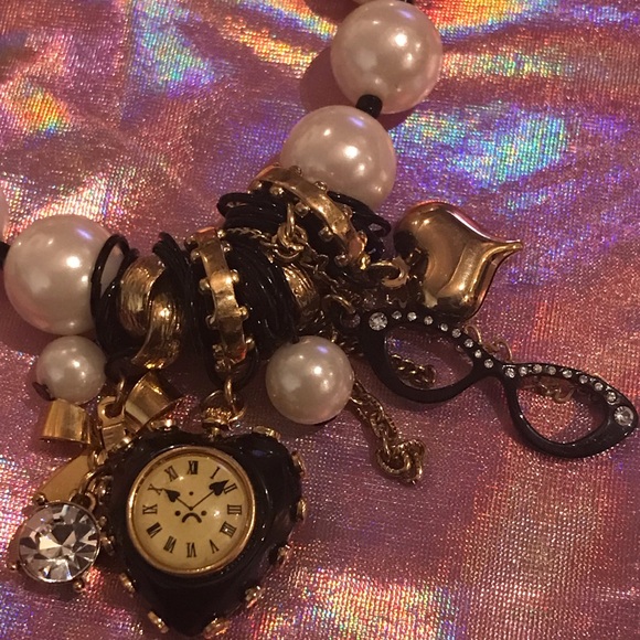 Betsey Johnson pearl clock heart stretch bracelet time flies bow pinup glasses - Picture 3 of 6